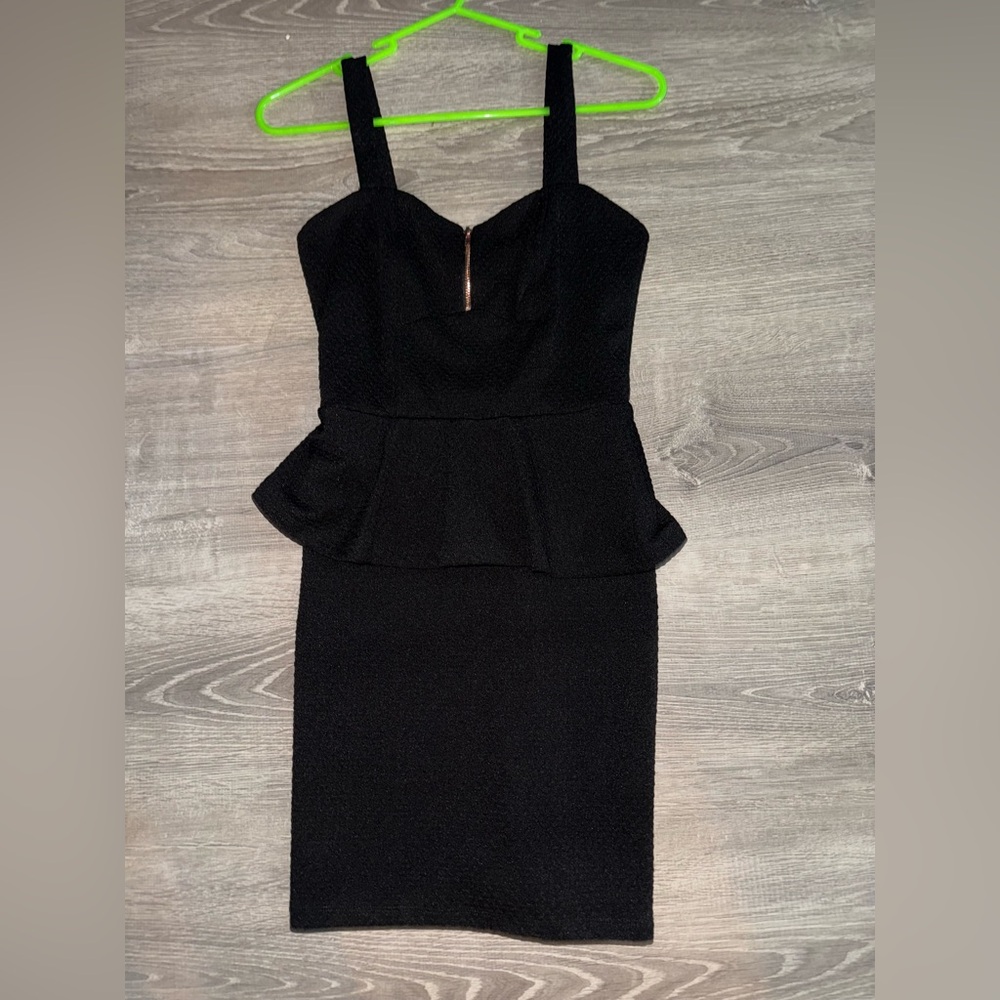 Charlotte Russe Black Sheath Mini Dress Sweetheart Neckline